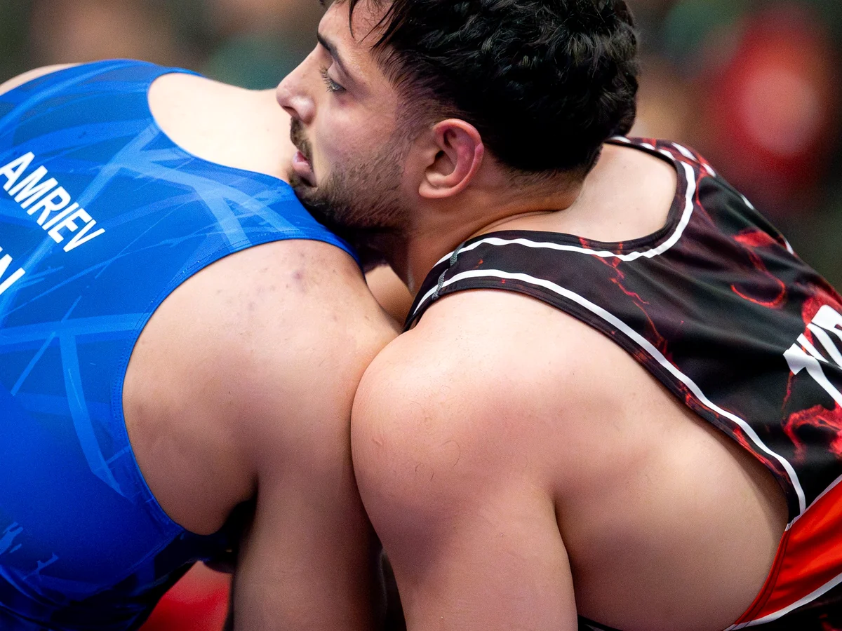 Wrestling training for High School Elite